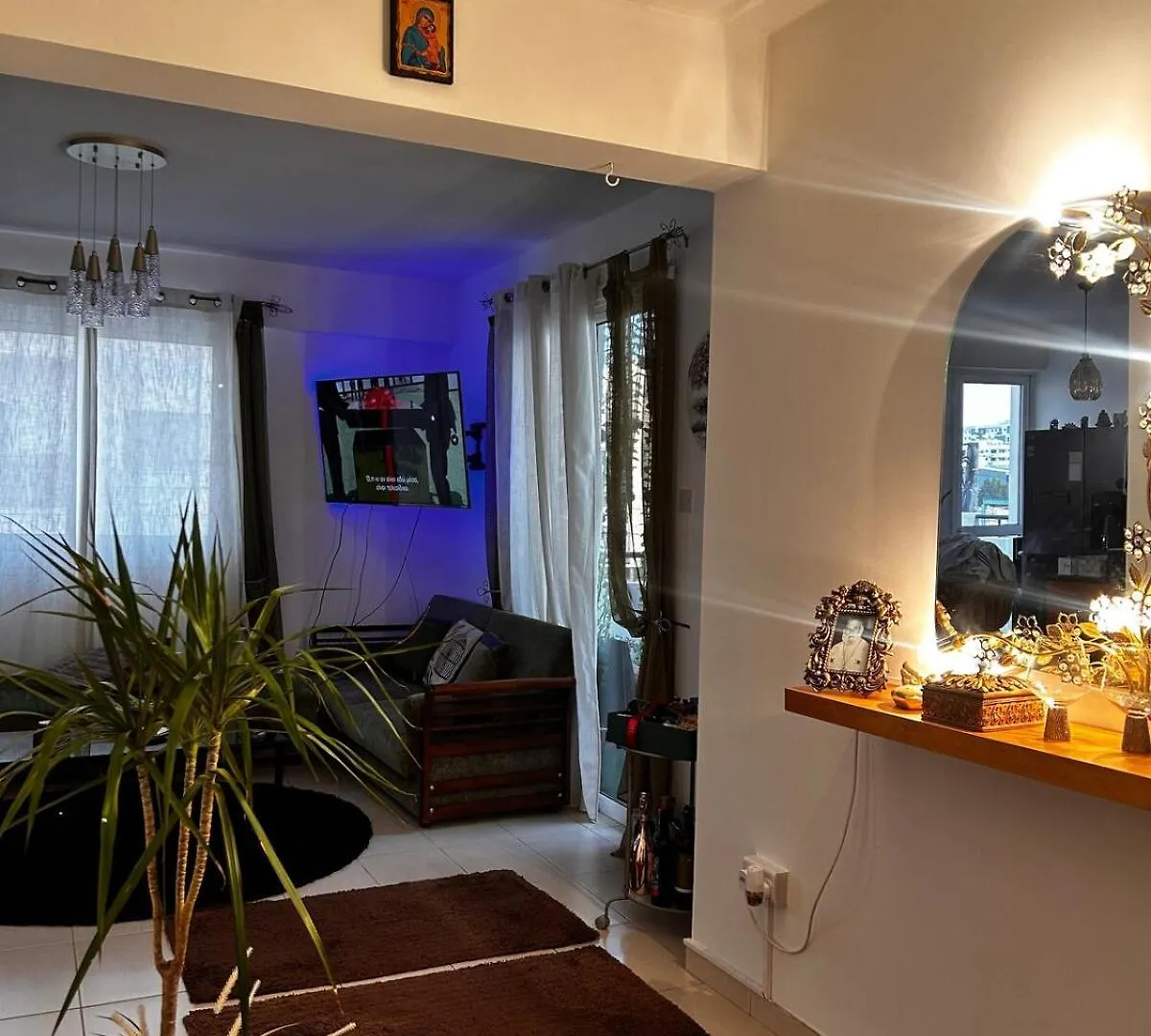 Makenzy 2 Bedrooms Apartment For Rent Larnaca